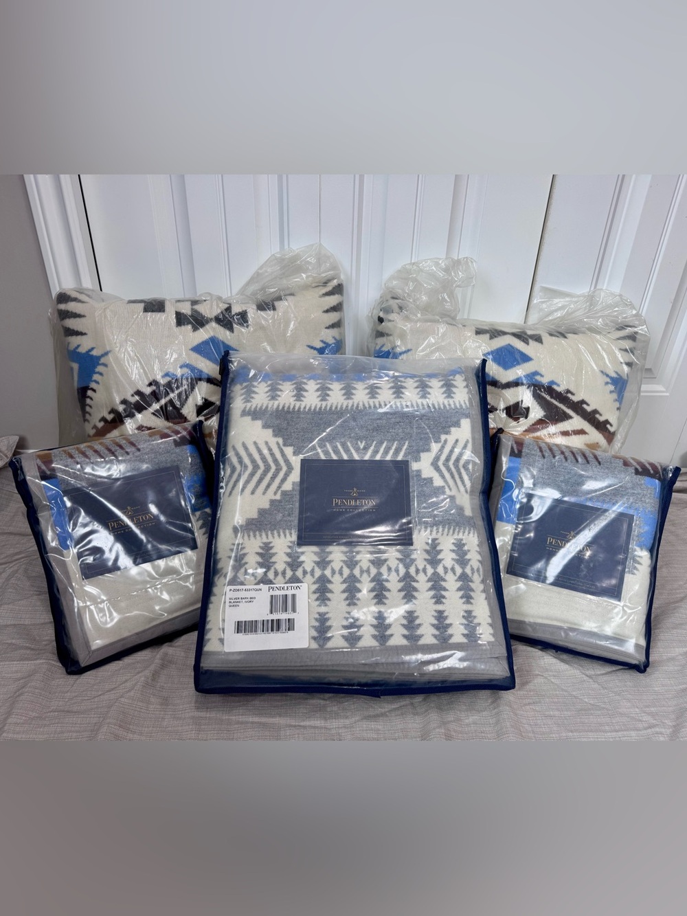 NEW Pendleton Silver Bark Queen Wool Blanket 5-Pc Set - Picture 5 of 5